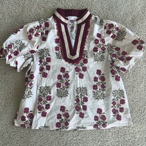 entro White Floral Popover Top with Burgundy Trim